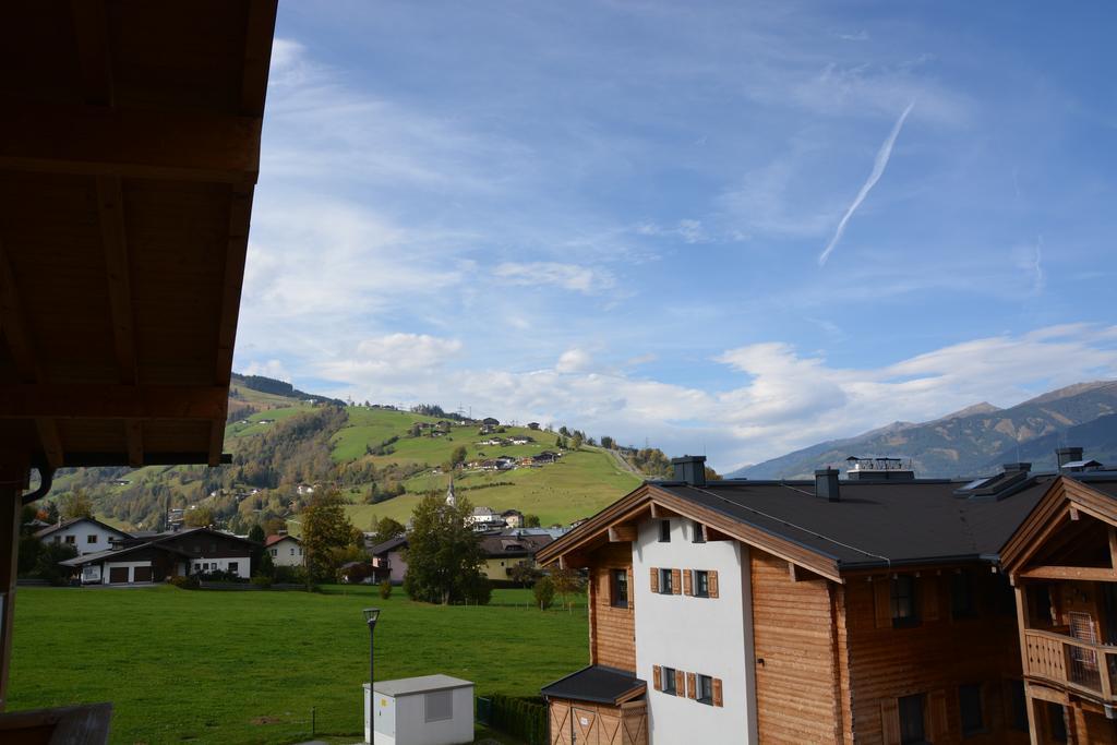 Apartment Peter In Adler Resort By Z-K-H Rentals Kaprun Rum bild