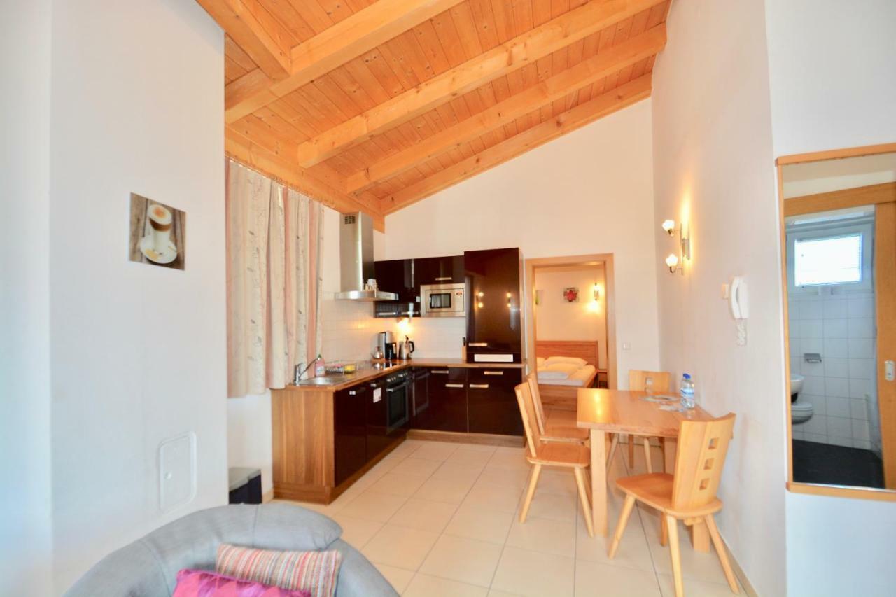 Apartment Peter In Adler Resort By Z-K-H Rentals Kaprun Exteriör bild